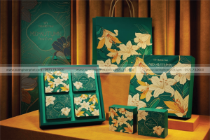 in Bánh Trung Thu MID AUTUMN