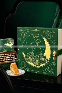 in Hộp Bánh Trung Thu Oakwood Residence