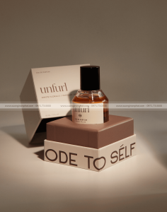 in Hộp mỹ phẩm Unfurl